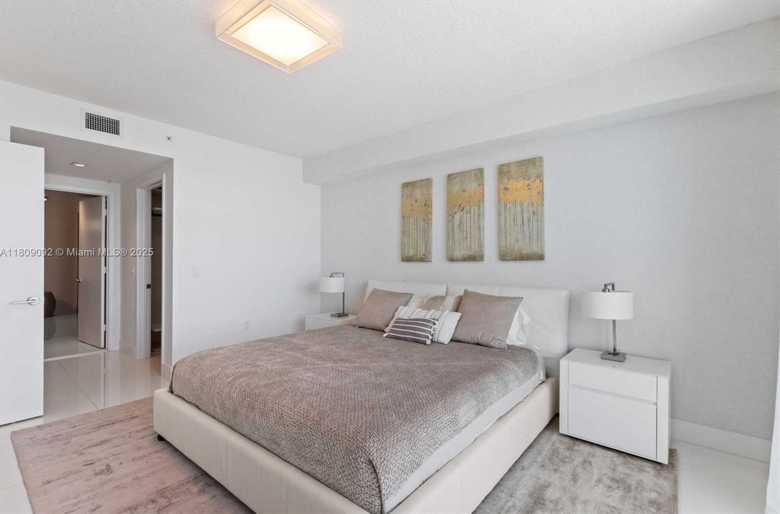 Small Image of 300 SUNNY ISLES BLVD #4-2405, Sunny Isles Beach Number 17