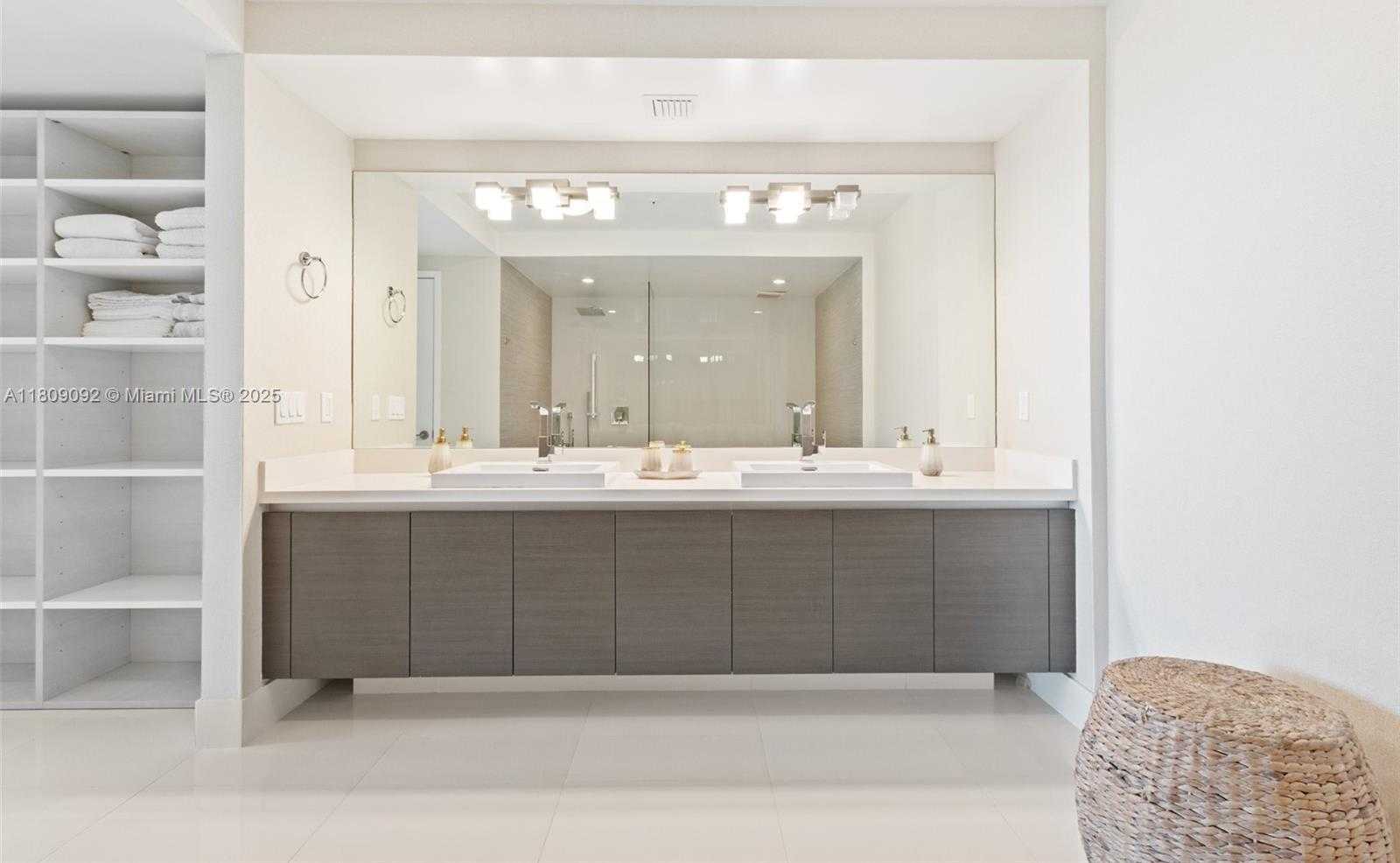 Small Image of 300 SUNNY ISLES BLVD #4-2405, Sunny Isles Beach Number 19