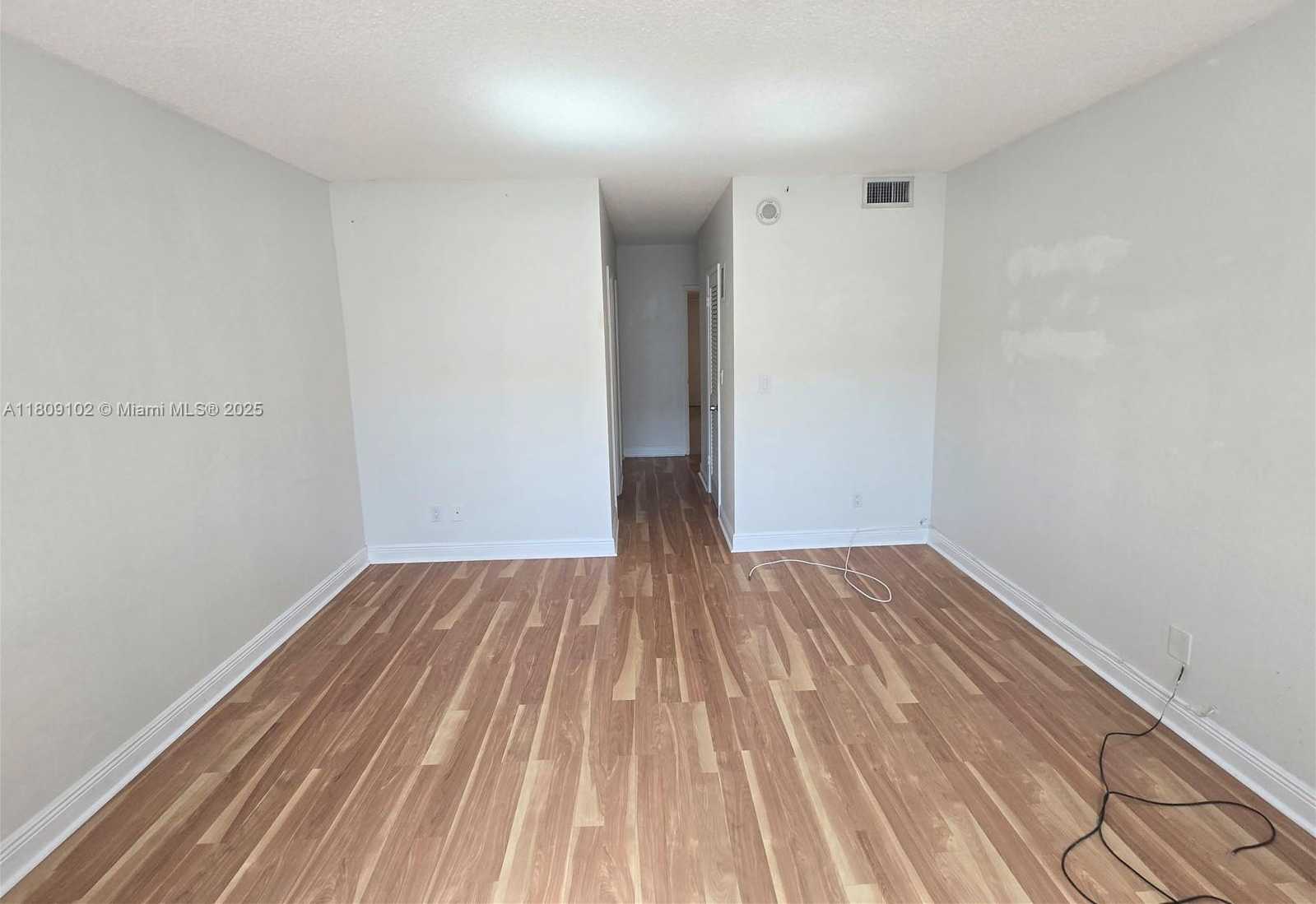 Small Image of 19380 COLLINS AVE #807, Sunny Isles Beach Number 16