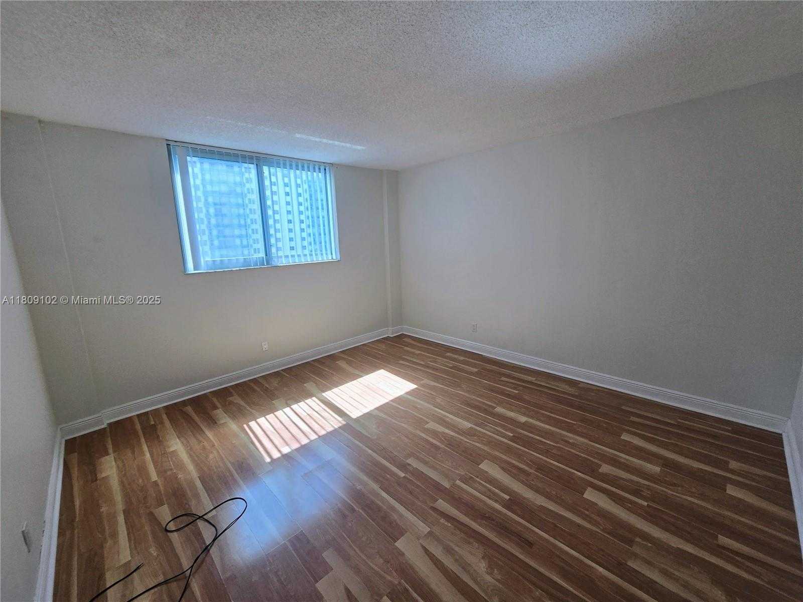 Small Image of 19380 COLLINS AVE #807, Sunny Isles Beach Number 21