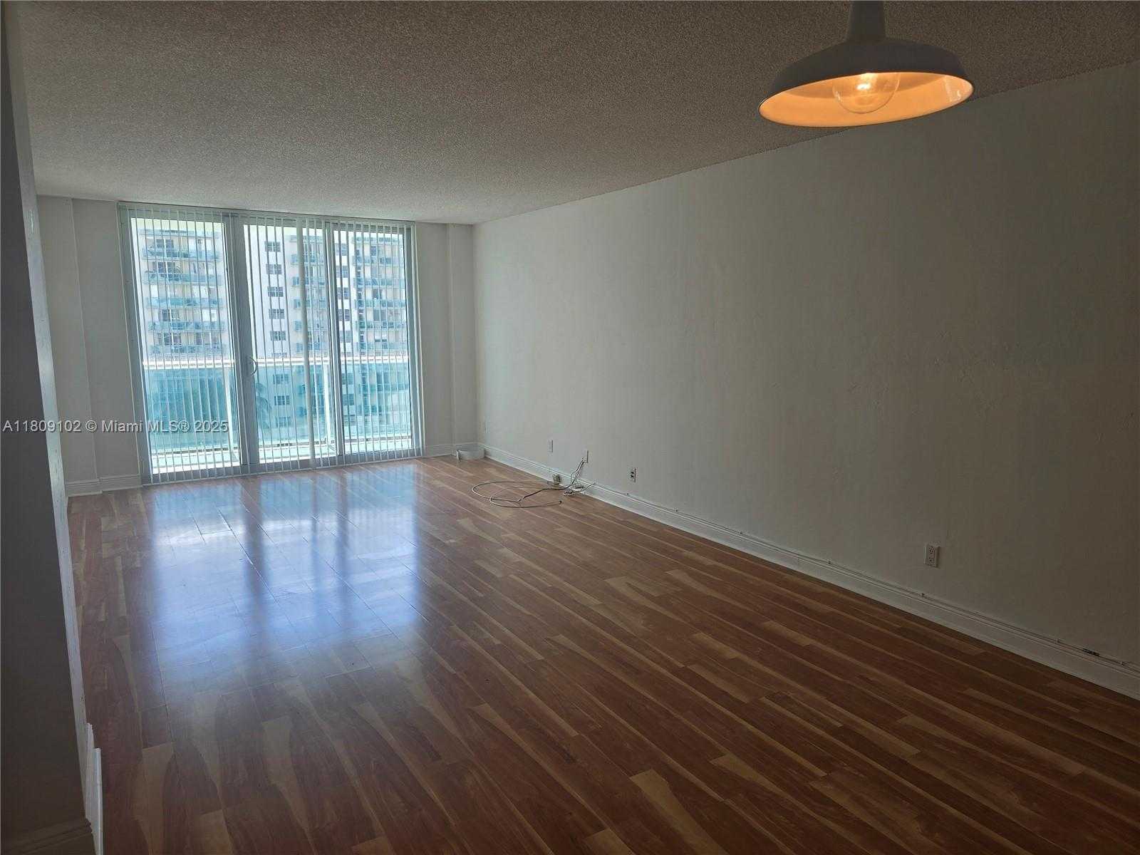 Small Image of 19380 COLLINS AVE #807, Sunny Isles Beach Number 29