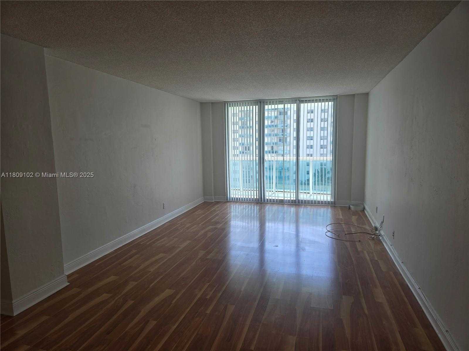 Small Image of 19380 COLLINS AVE #807, Sunny Isles Beach Number 30