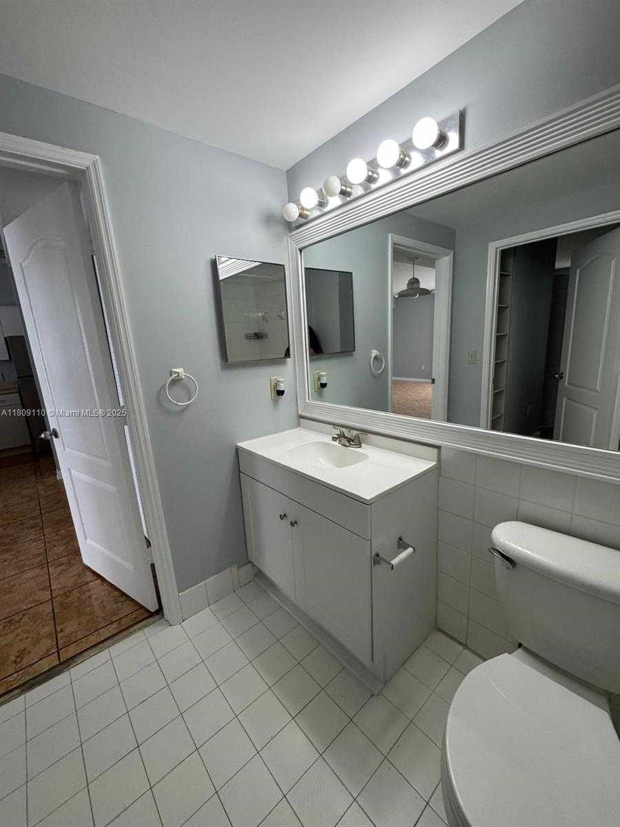 Small Image of 5077 NORTH WEST 7TH ST #1010, Miami Number 14