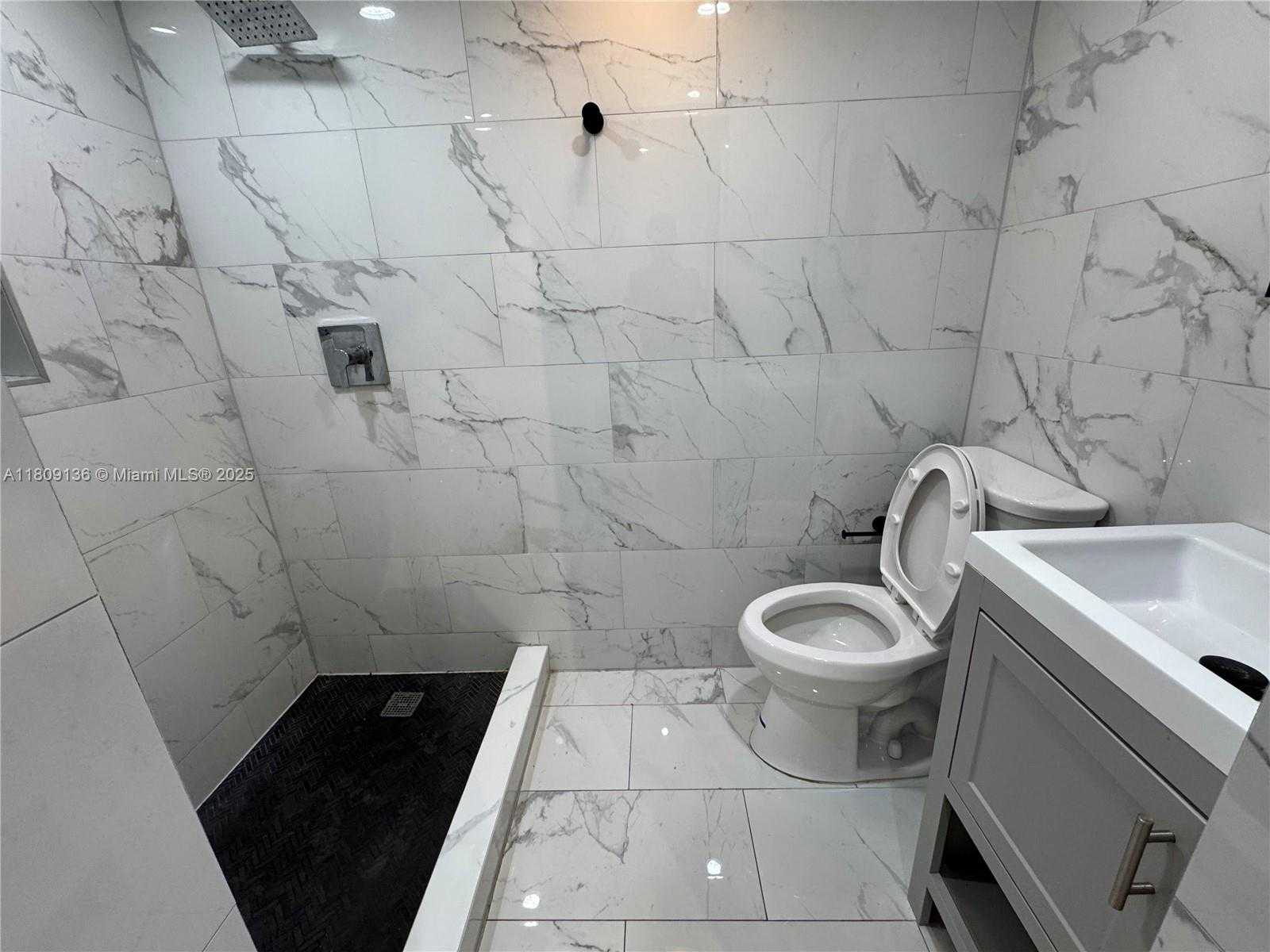 Small Image of 817 SOUTH WEST 4TH CT, Fort Lauderdale Number 11