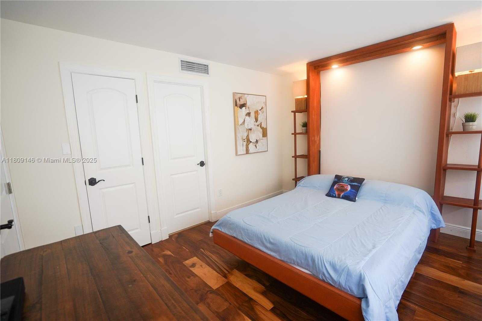 Small Image of 18031 BISCAYNE BLVD #1502, Aventura Number 20