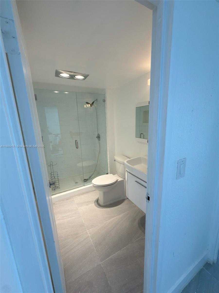 Small Image of 3625 NORTH COUNTRY CLUB DRIVE #2603, Aventura Number 16