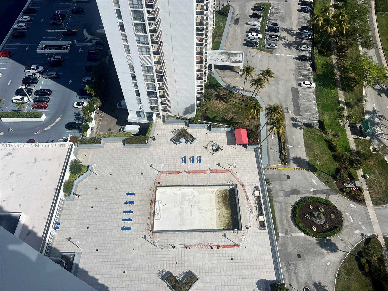 Small Image of 3625 NORTH COUNTRY CLUB DRIVE #2603, Aventura Number 26