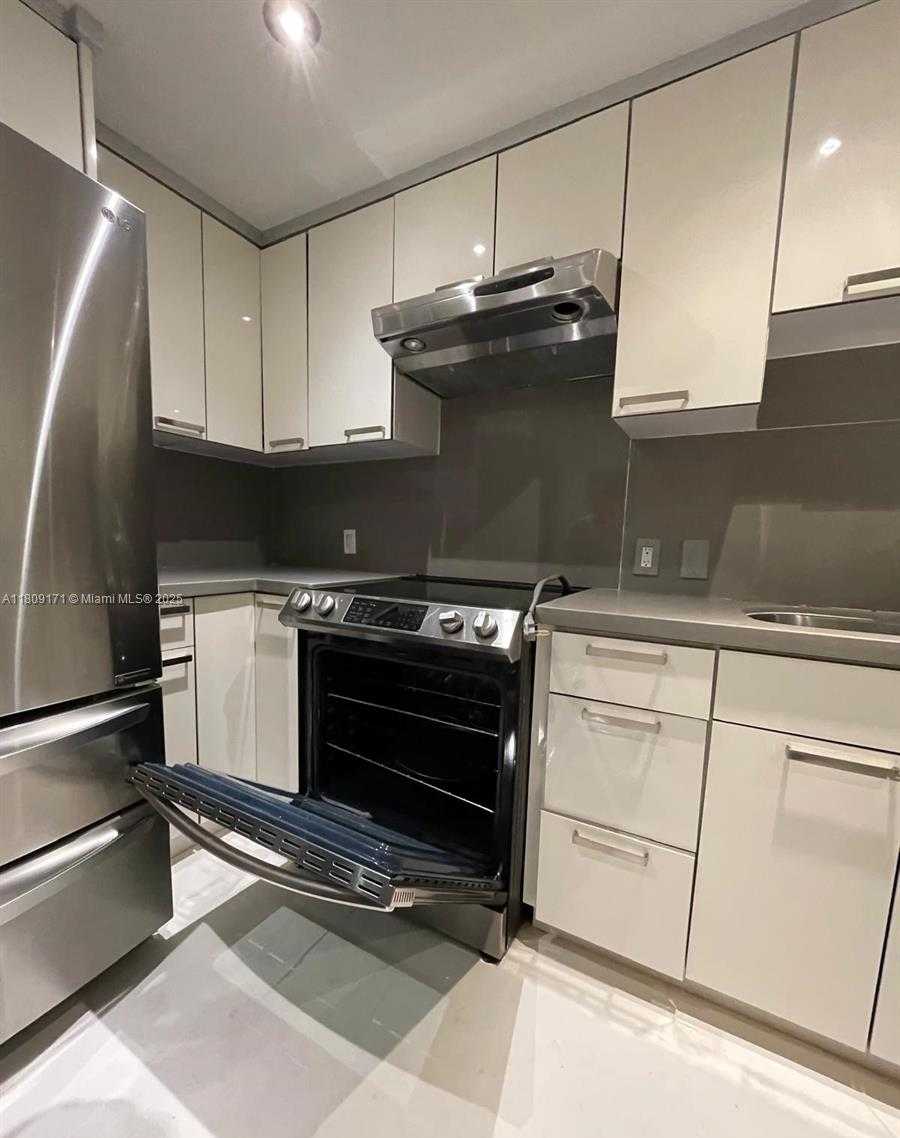 Small Image of 3625 NORTH COUNTRY CLUB DRIVE #2603, Aventura Number 6