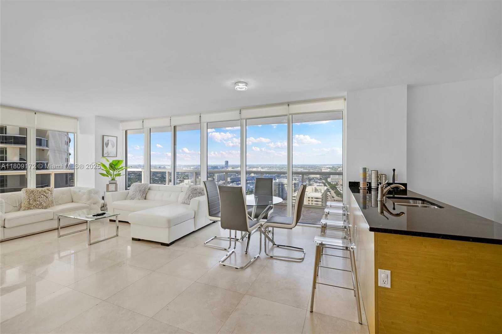 Small Image of 1830 SOUTH OCEAN DR #2806, Hallandale Beach Number 16