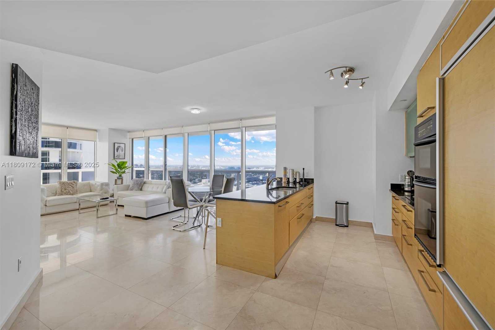 Small Image of 1830 SOUTH OCEAN DR #2806, Hallandale Beach Number 18
