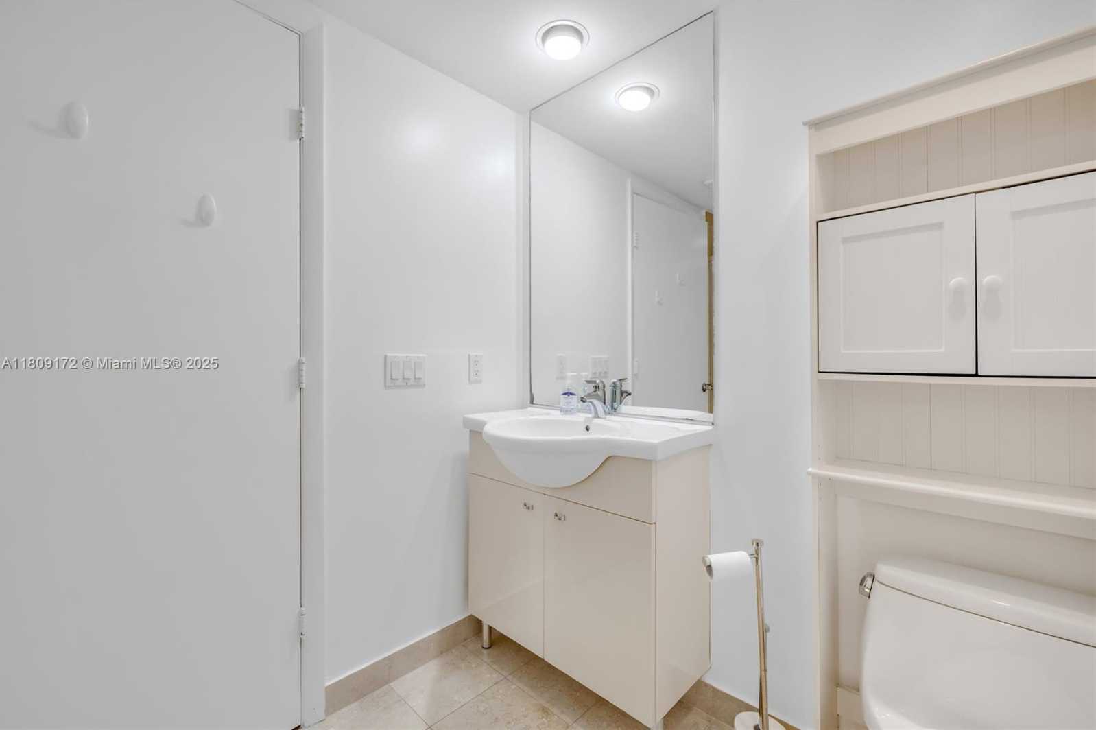 Small Image of 1830 SOUTH OCEAN DR #2806, Hallandale Beach Number 21