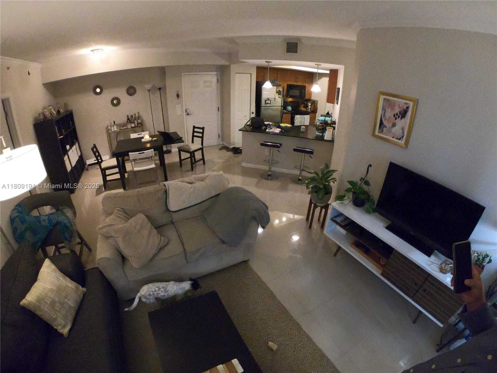 Small Image of 2000 NORTH BAYSHORE DR #219, Miami Number 10