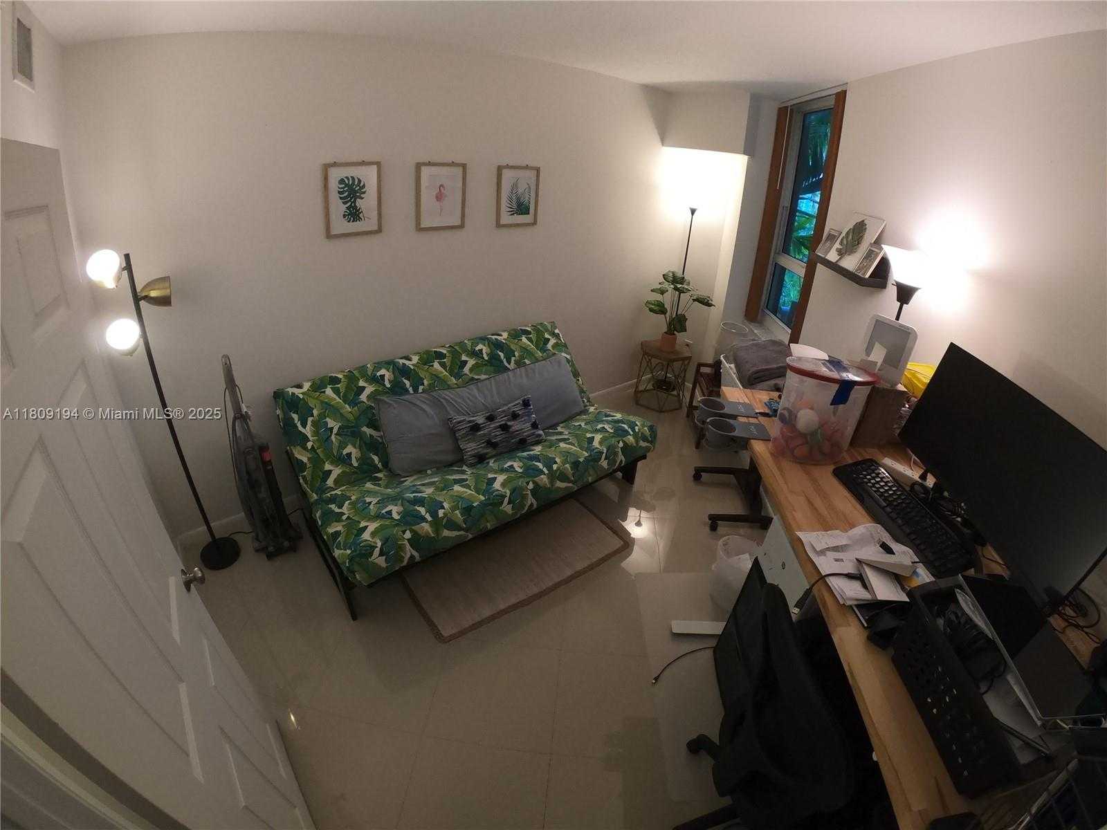 Small Image of 2000 NORTH BAYSHORE DR #219, Miami Number 15