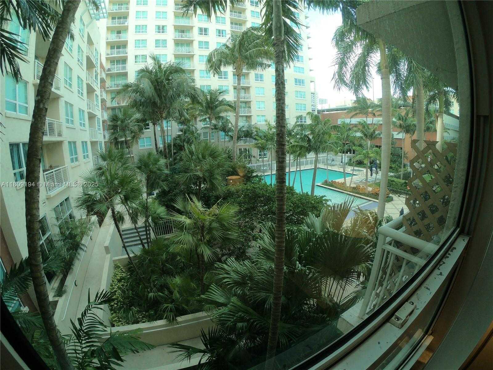Small Image of 2000 NORTH BAYSHORE DR #219, Miami Number 18