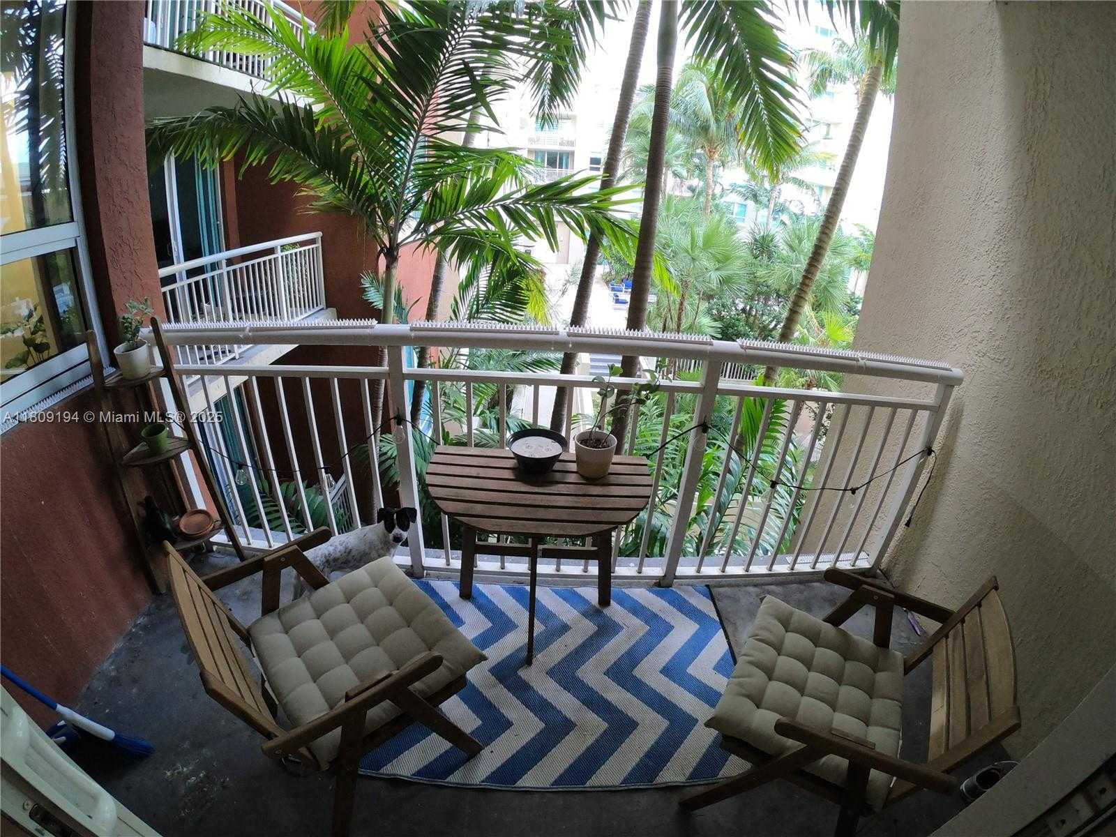 Small Image of 2000 NORTH BAYSHORE DR #219, Miami Number 19