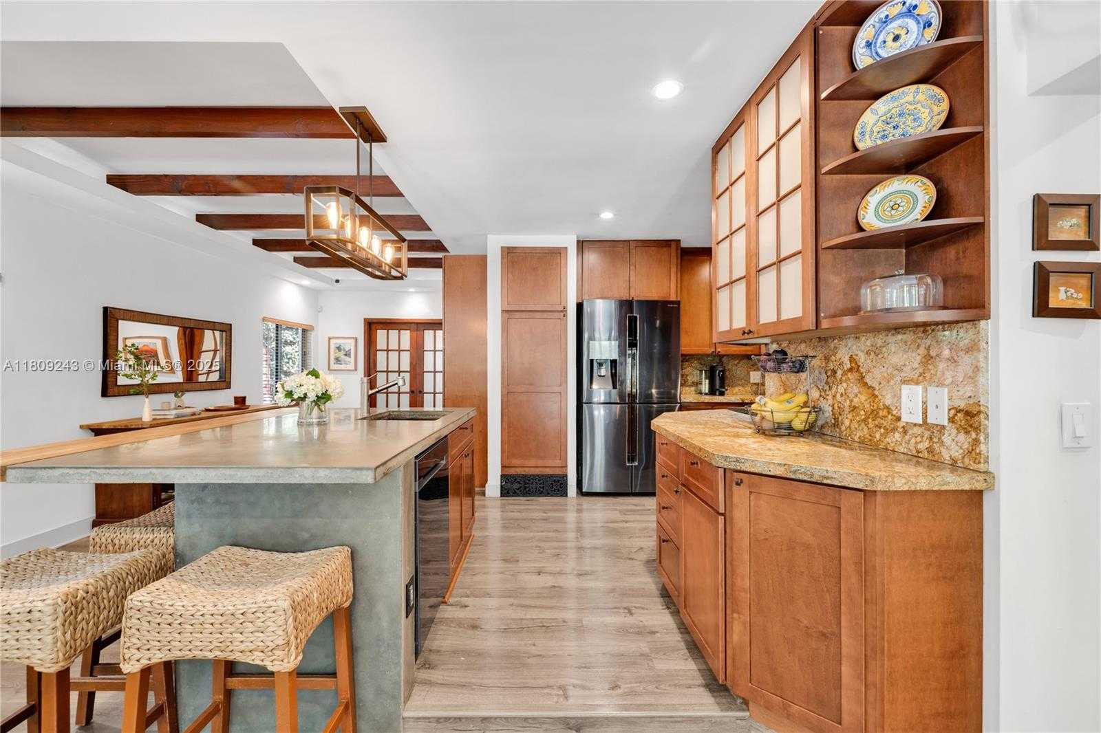 Small Image of 6870 SOUTH WEST 77TH TER, South Miami Number 25