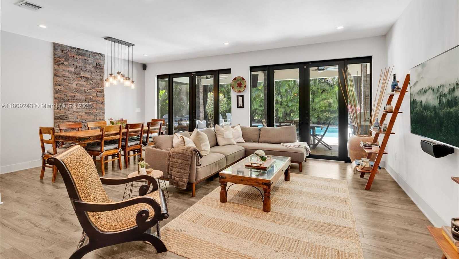 Small Image of 6870 SOUTH WEST 77TH TER, South Miami Number 29