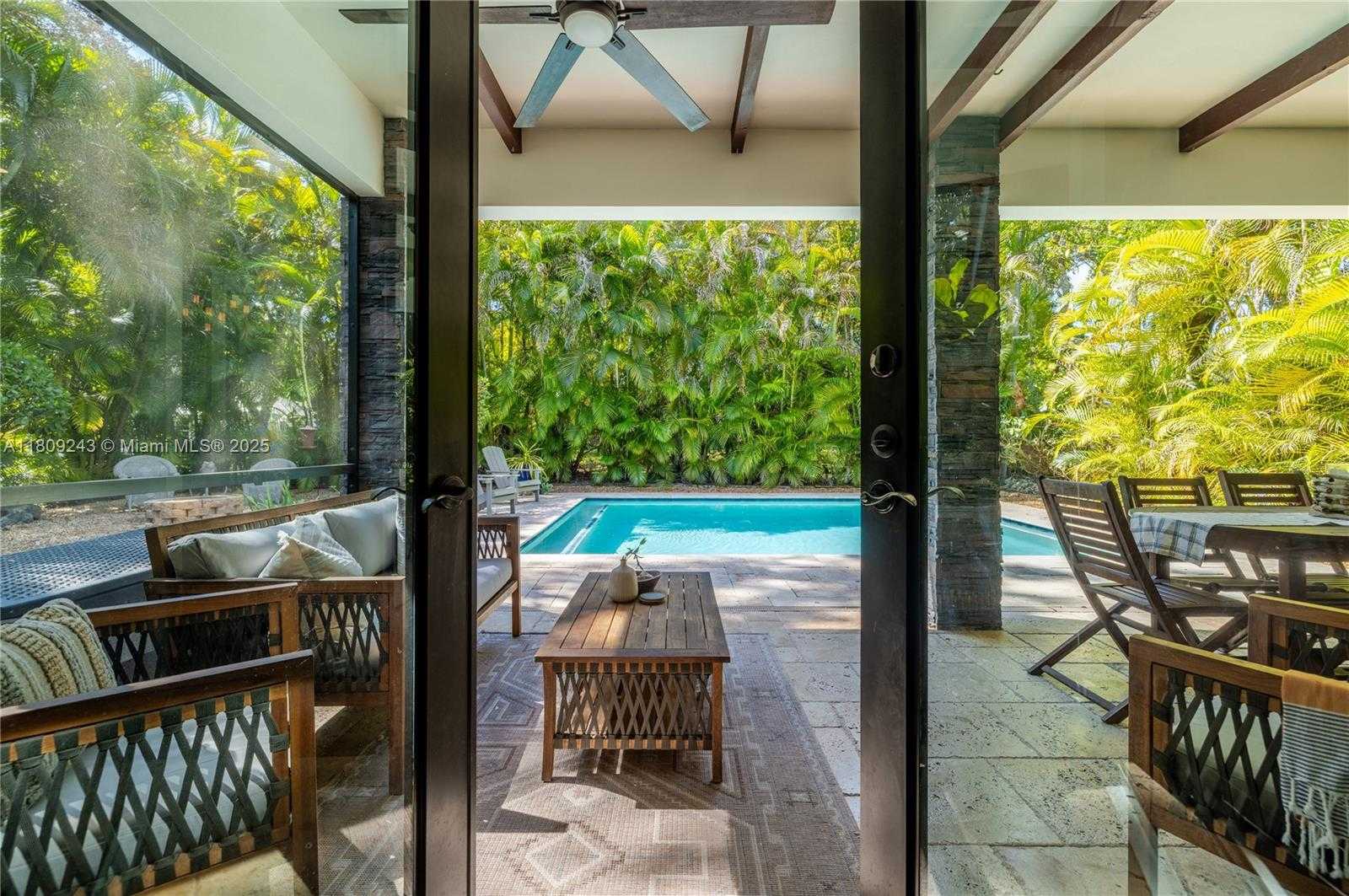 Small Image of 6870 SOUTH WEST 77TH TER, South Miami Number 42