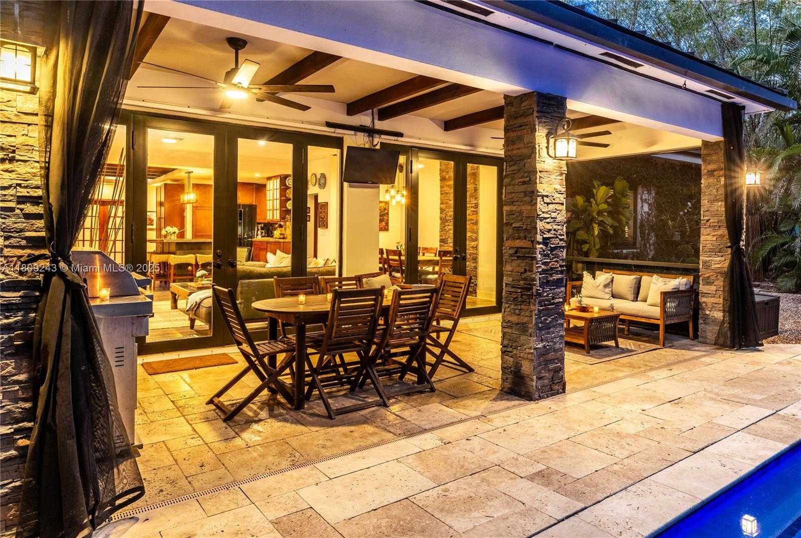 Small Image of 6870 SOUTH WEST 77TH TER, South Miami Number 46