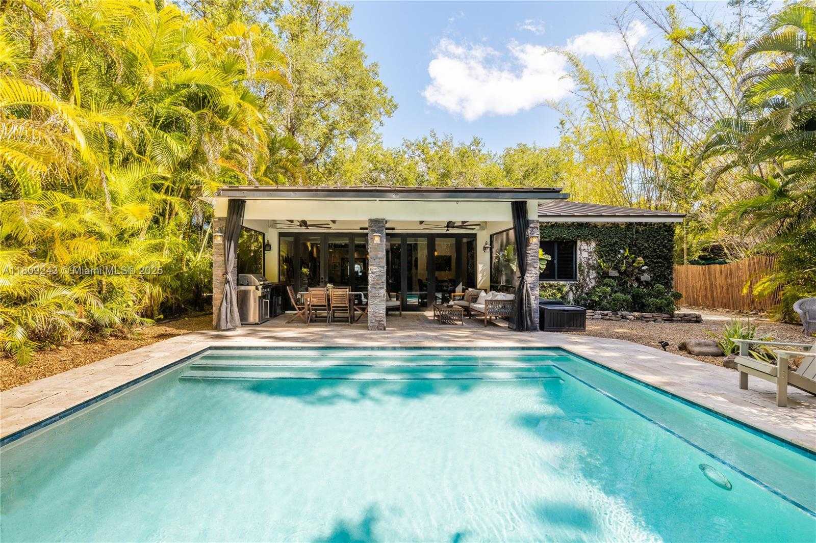 Small Image of 6870 SOUTH WEST 77TH TER, South Miami Number 49