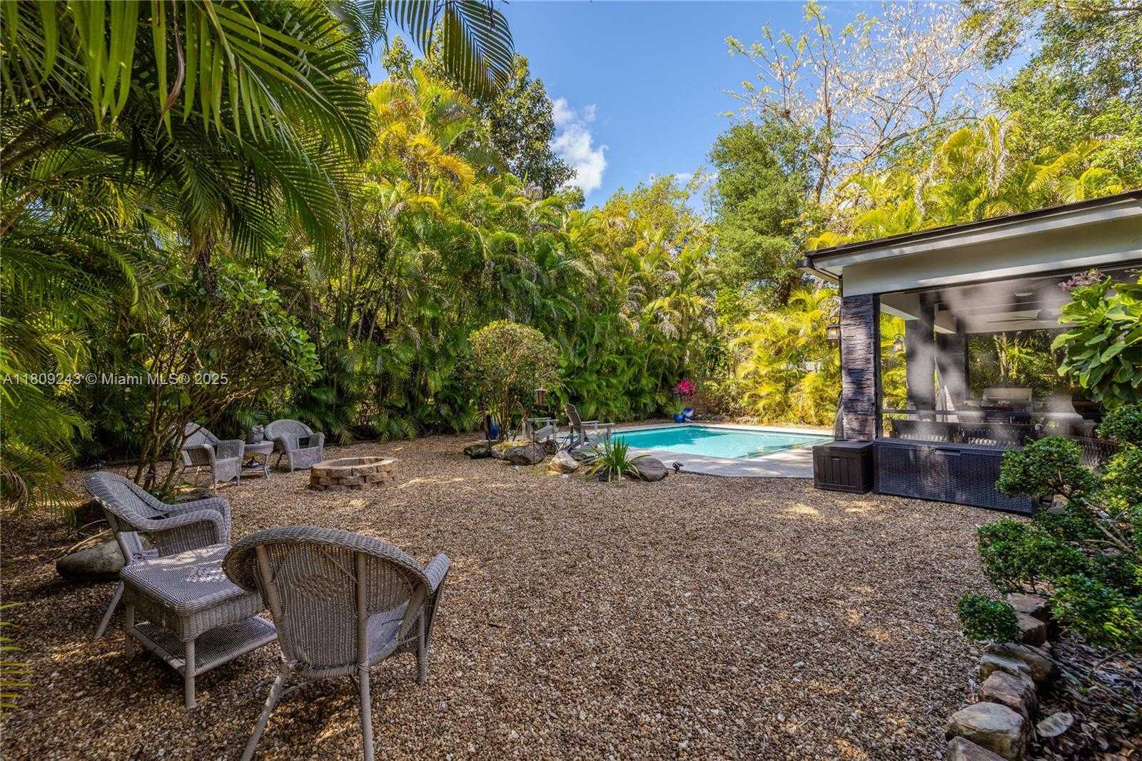 Small Image of 6870 SOUTH WEST 77TH TER, South Miami Number 54