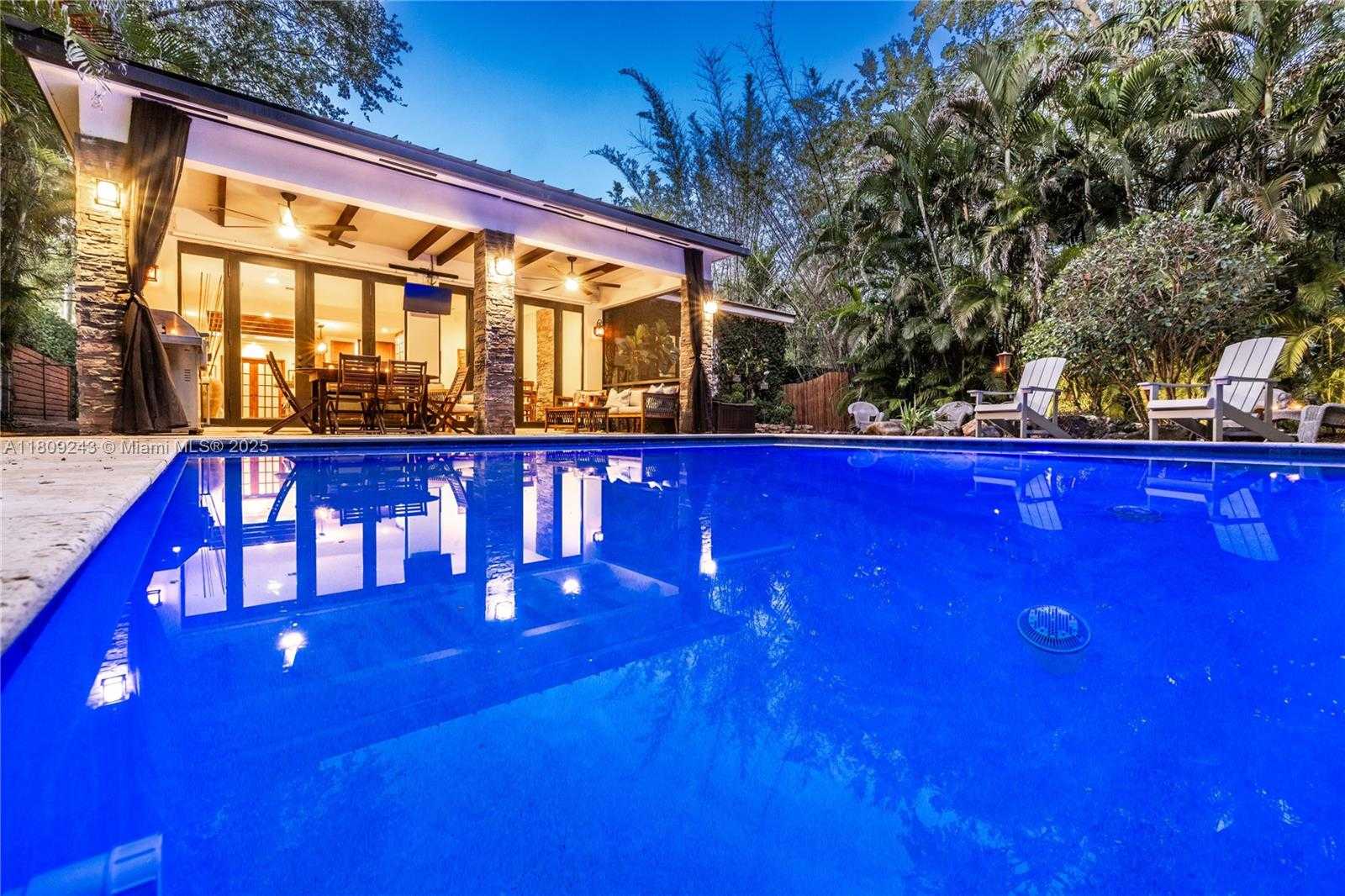 Small Image of 6870 SOUTH WEST 77TH TER, South Miami Number 61