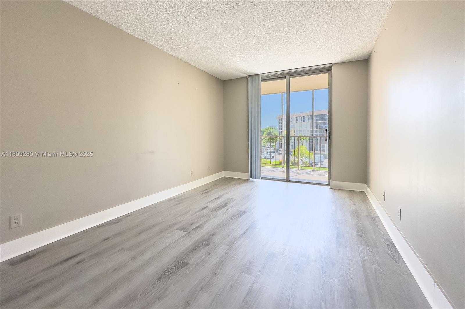 Small Image of 601 THREE ISLANDS BLVD #317, Hallandale Beach Number 11