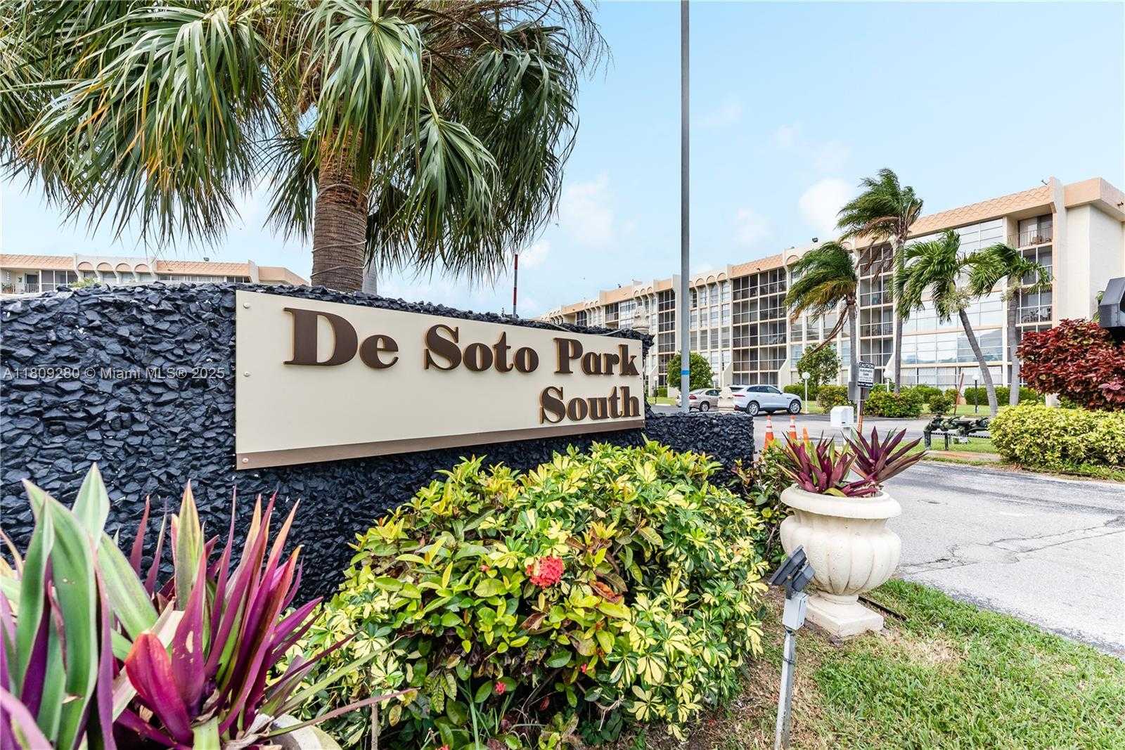 Small Image of 601 THREE ISLANDS BLVD #317, Hallandale Beach Number 14