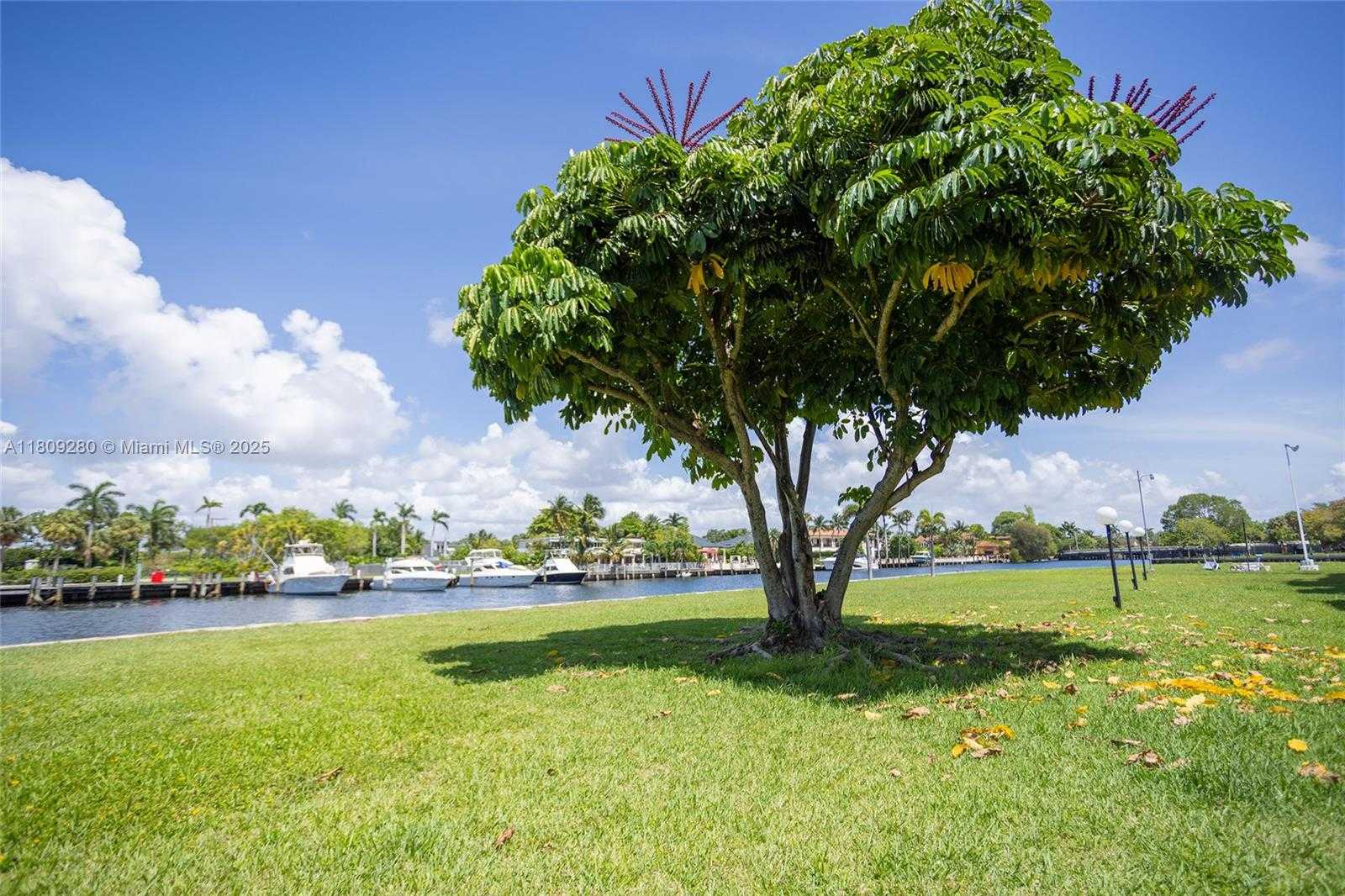 Small Image of 601 THREE ISLANDS BLVD #317, Hallandale Beach Number 18