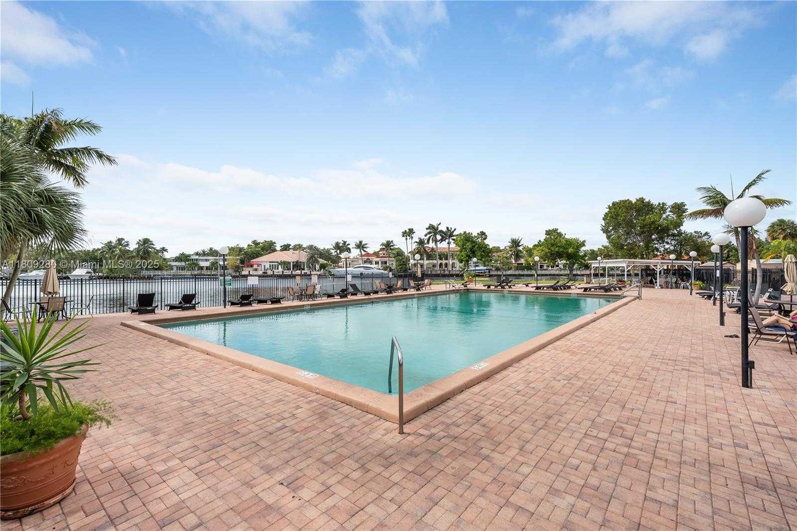 Small Image of 601 THREE ISLANDS BLVD #317, Hallandale Beach Number 3