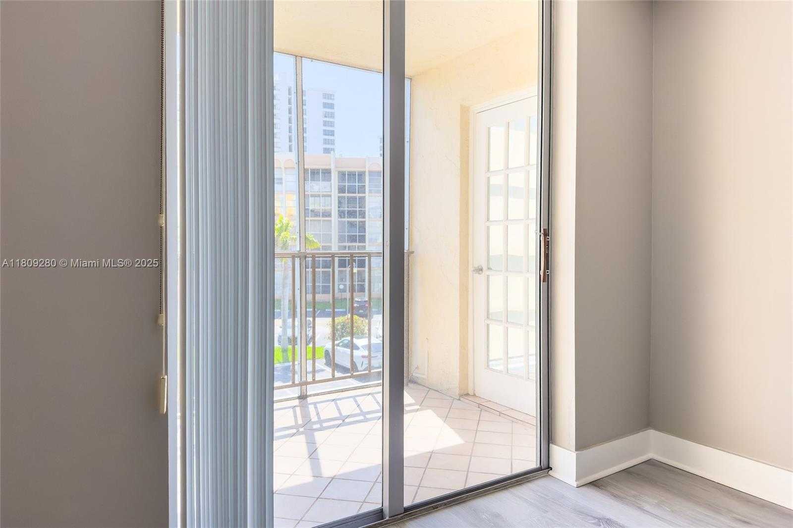 Small Image of 601 THREE ISLANDS BLVD #317, Hallandale Beach Number 7