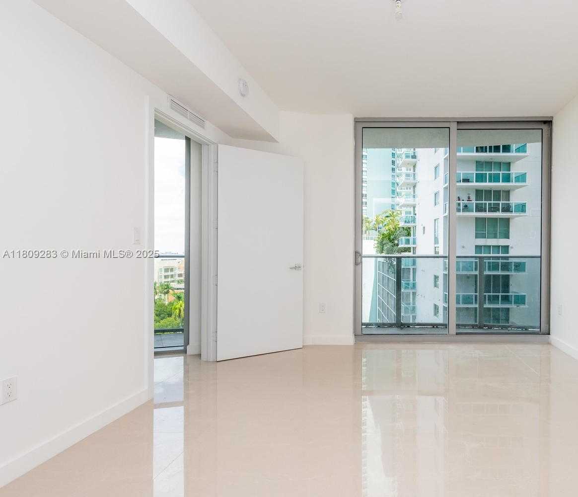 Small Image of 488 NORTH EAST 18TH ST #1001, Miami Number 4