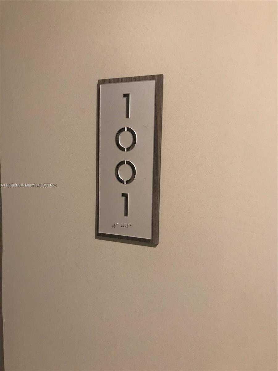 Small Image of 488 NORTH EAST 18TH ST #1001, Miami Number 47