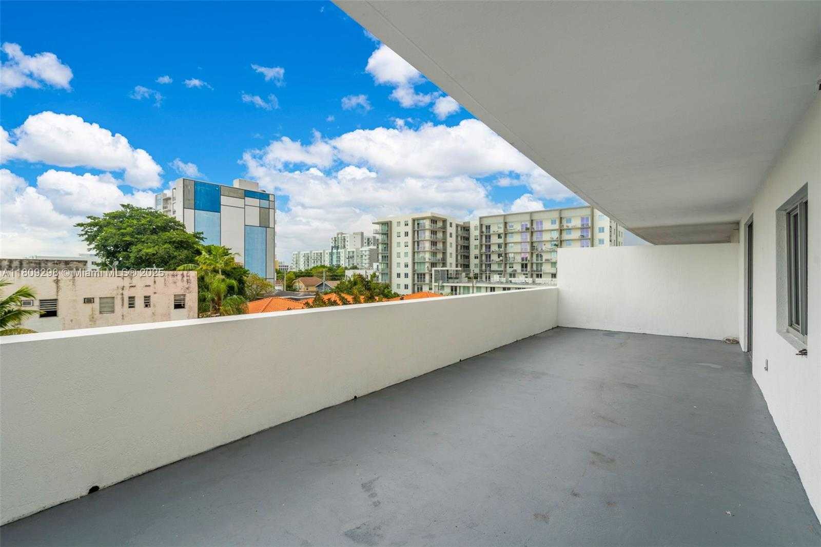 Small Image of 36 NORTH WEST 6TH AVE #402, Miami Number 23