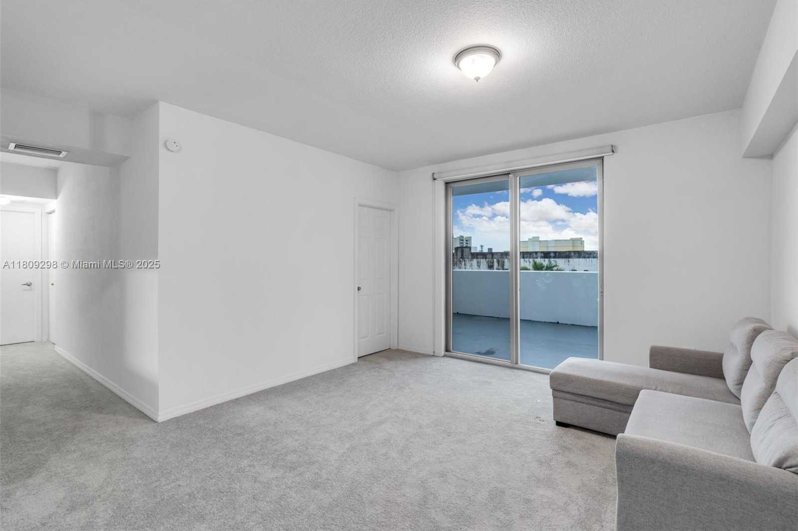 Small Image of 36 NORTH WEST 6TH AVE #402, Miami Number 9