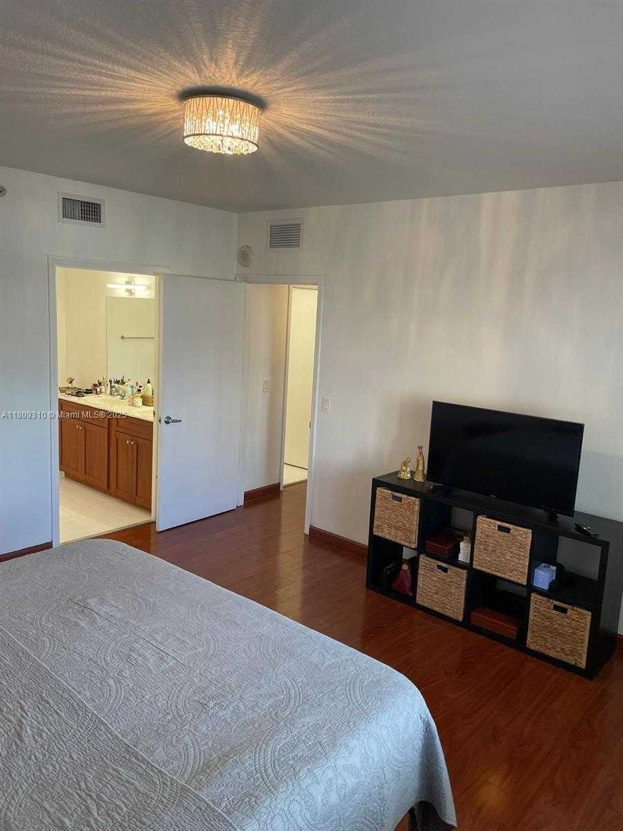 Small Image of 36 NORTH WEST 6TH AVE #508, Miami Number 17