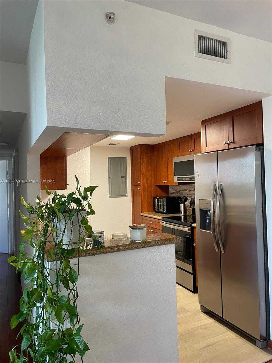 Small Image of 36 NORTH WEST 6TH AVE #508, Miami Number 9