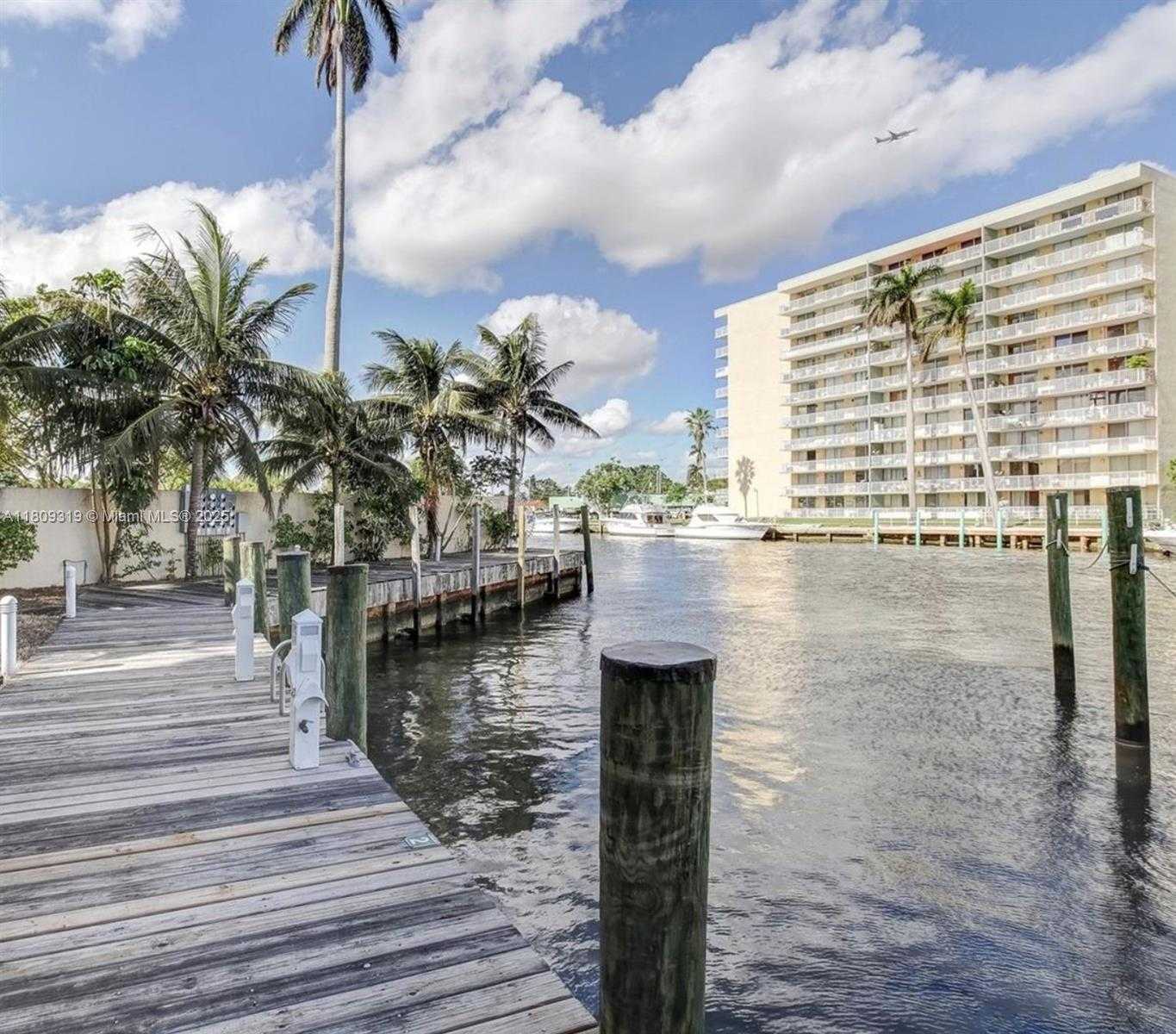 Small Image of 2415 NORTH WEST 16TH ST RD #405, Miami Number 21