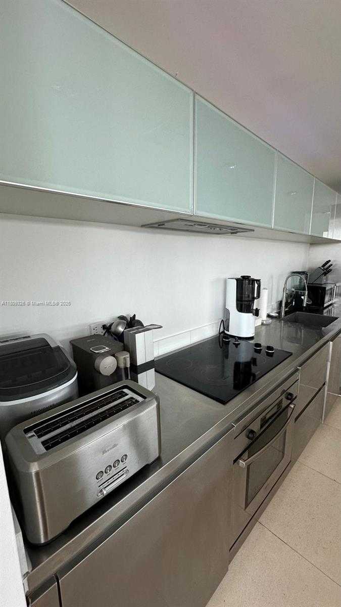 Small Image of 1040 BISCAYNE BLVD #3504, Miami Number 35