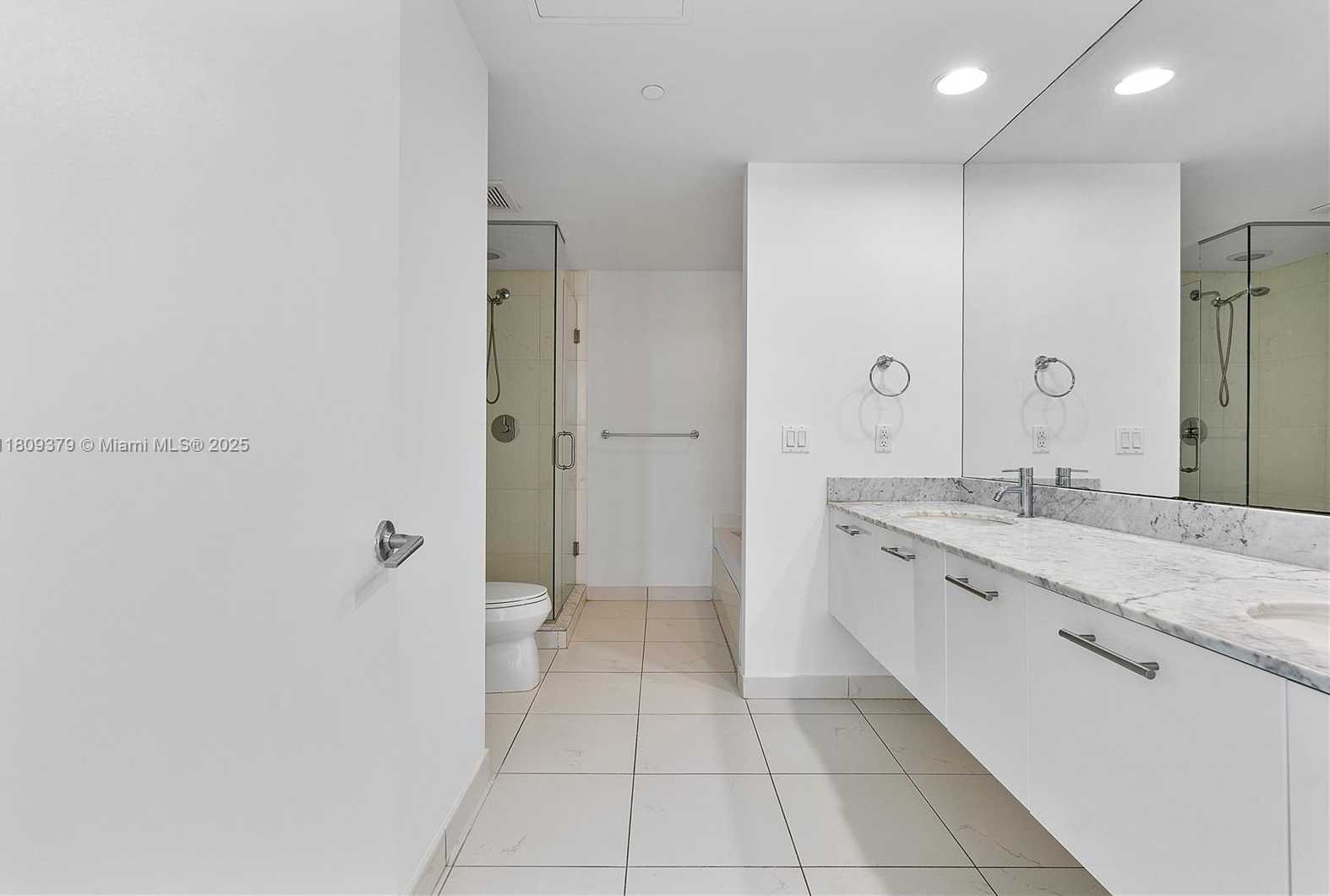 Small Image of 55 SOUTH EAST 6TH ST #3605, Miami Number 15