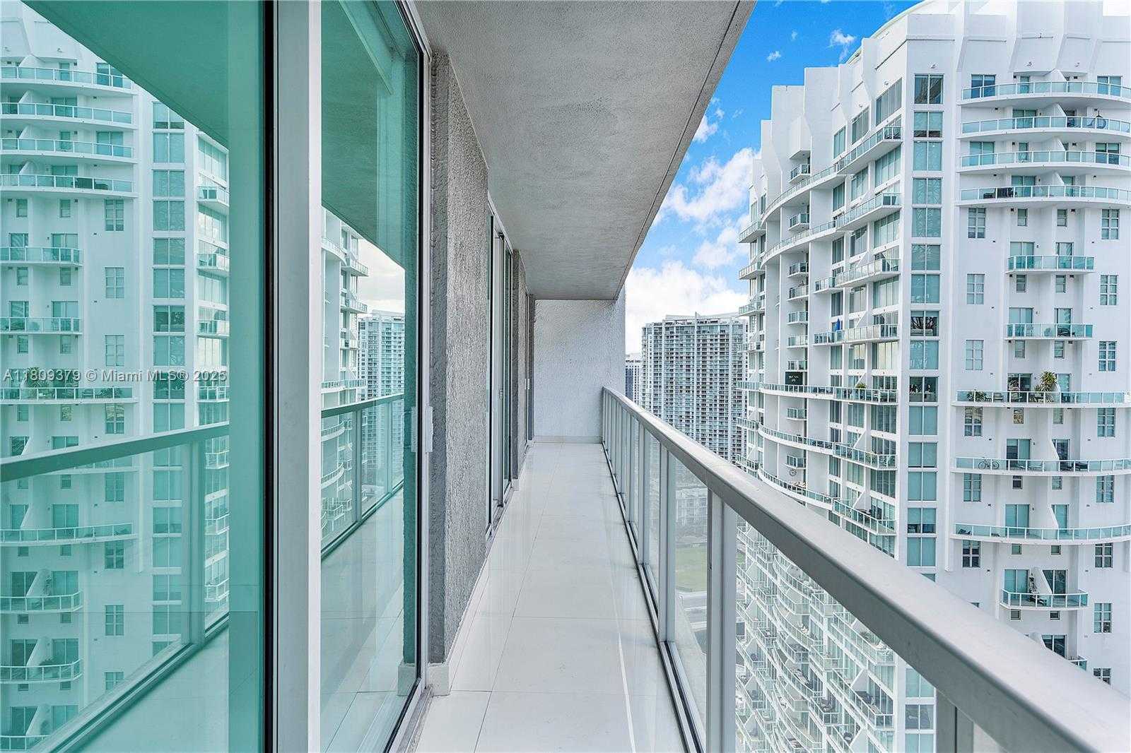 Small Image of 55 SOUTH EAST 6TH ST #3605, Miami Number 21