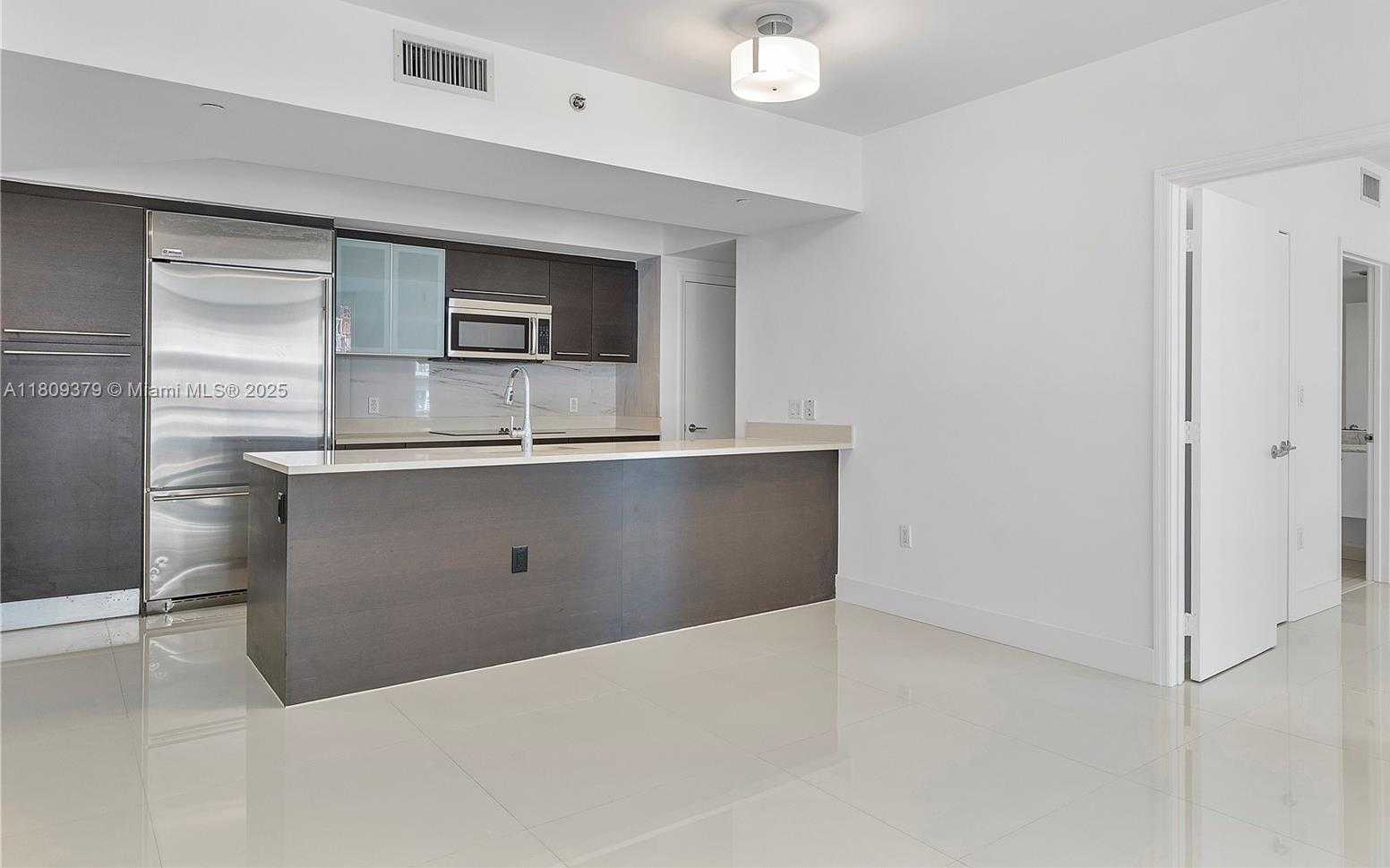 Small Image of 55 SOUTH EAST 6TH ST #3605, Miami Number 9