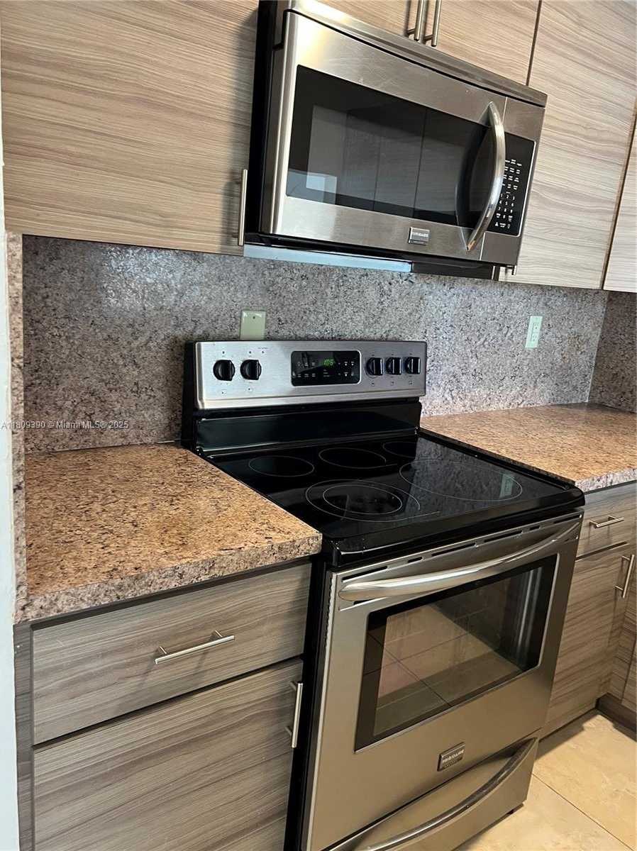 Small Image of 1800 NORTH WEST 24TH AVE #321, Miami Number 3