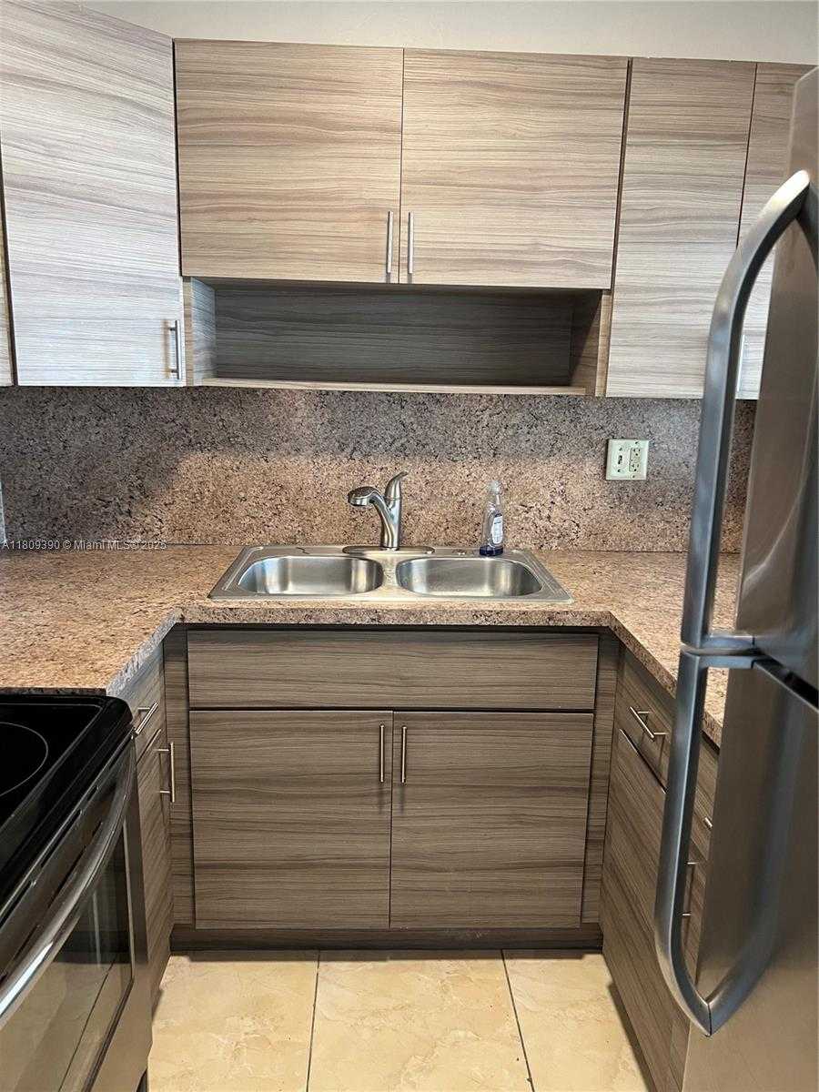 Small Image of 1800 NORTH WEST 24TH AVE #321, Miami Number 4