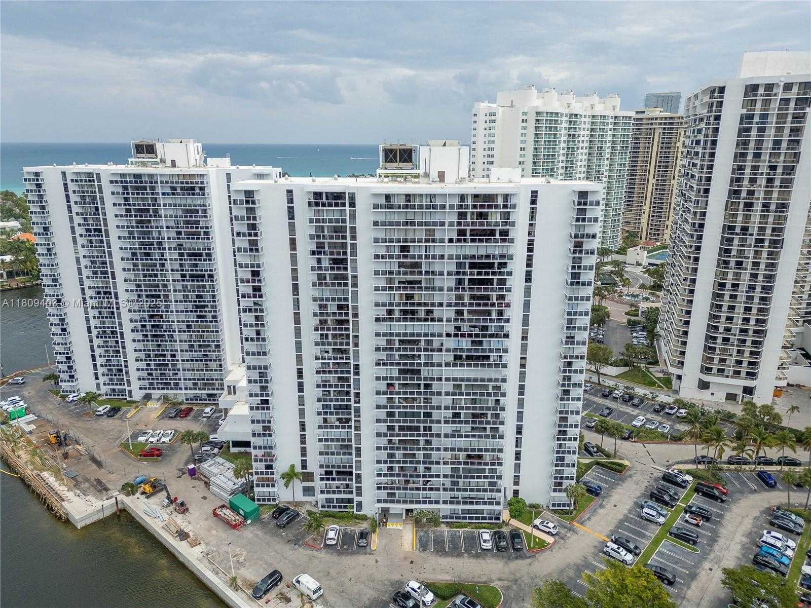Small Image of 20505 EAST COUNTRY CLUB DR #731, Aventura Number 6
