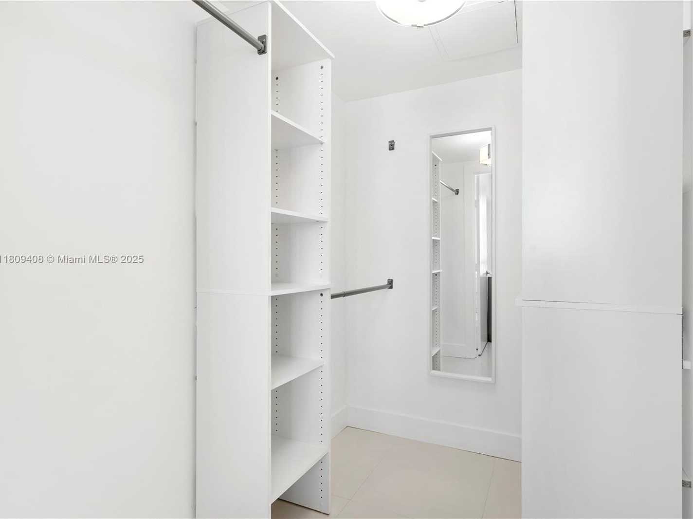 Small Image of 495 BRICKELL AVE #3804, Miami Number 14