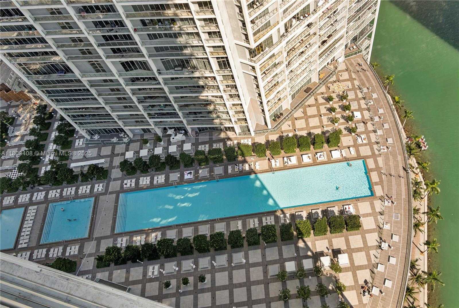 Small Image of 495 BRICKELL AVE #3804, Miami Number 2