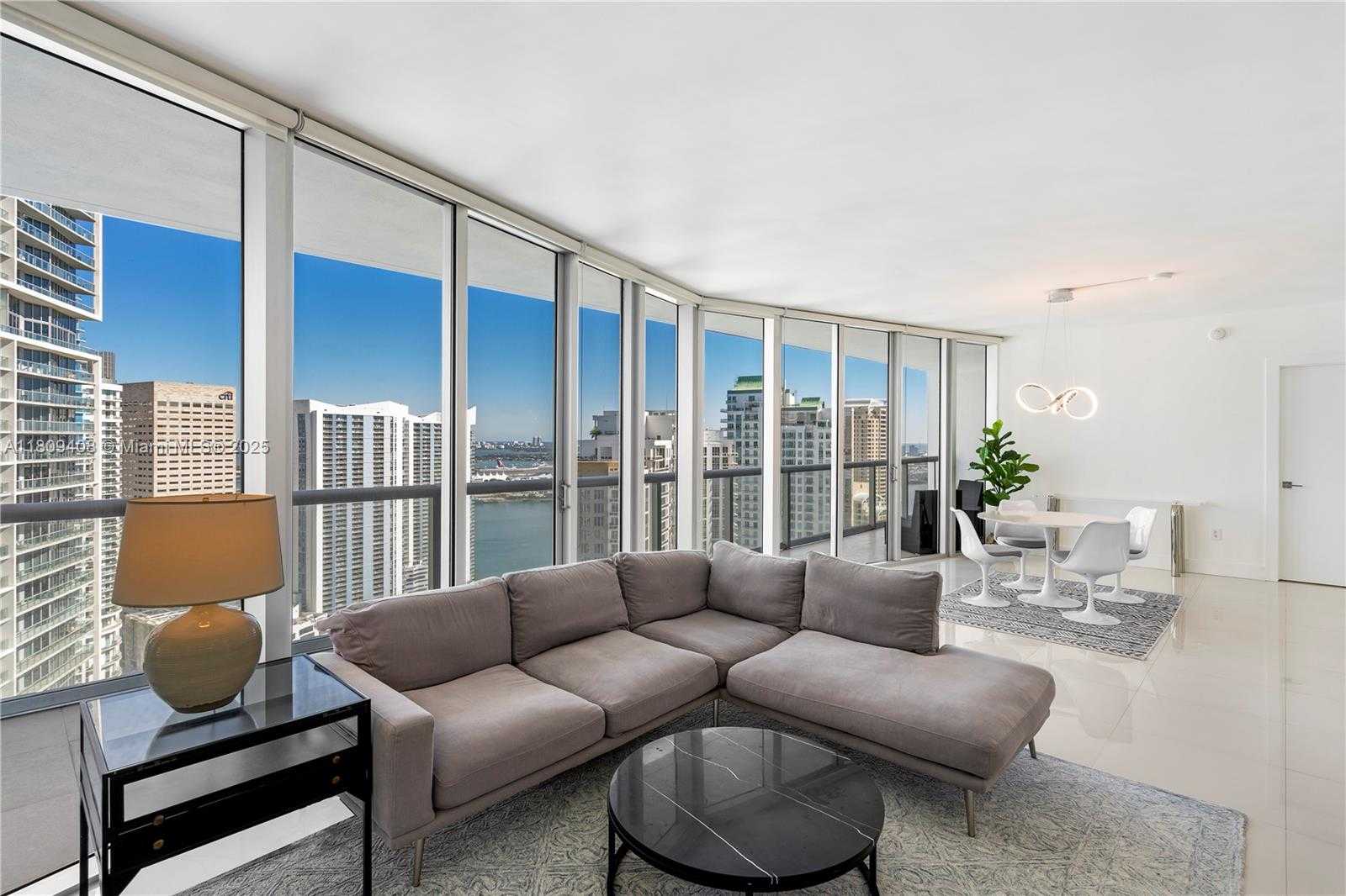 Small Image of 495 BRICKELL AVE #3804, Miami Number 7