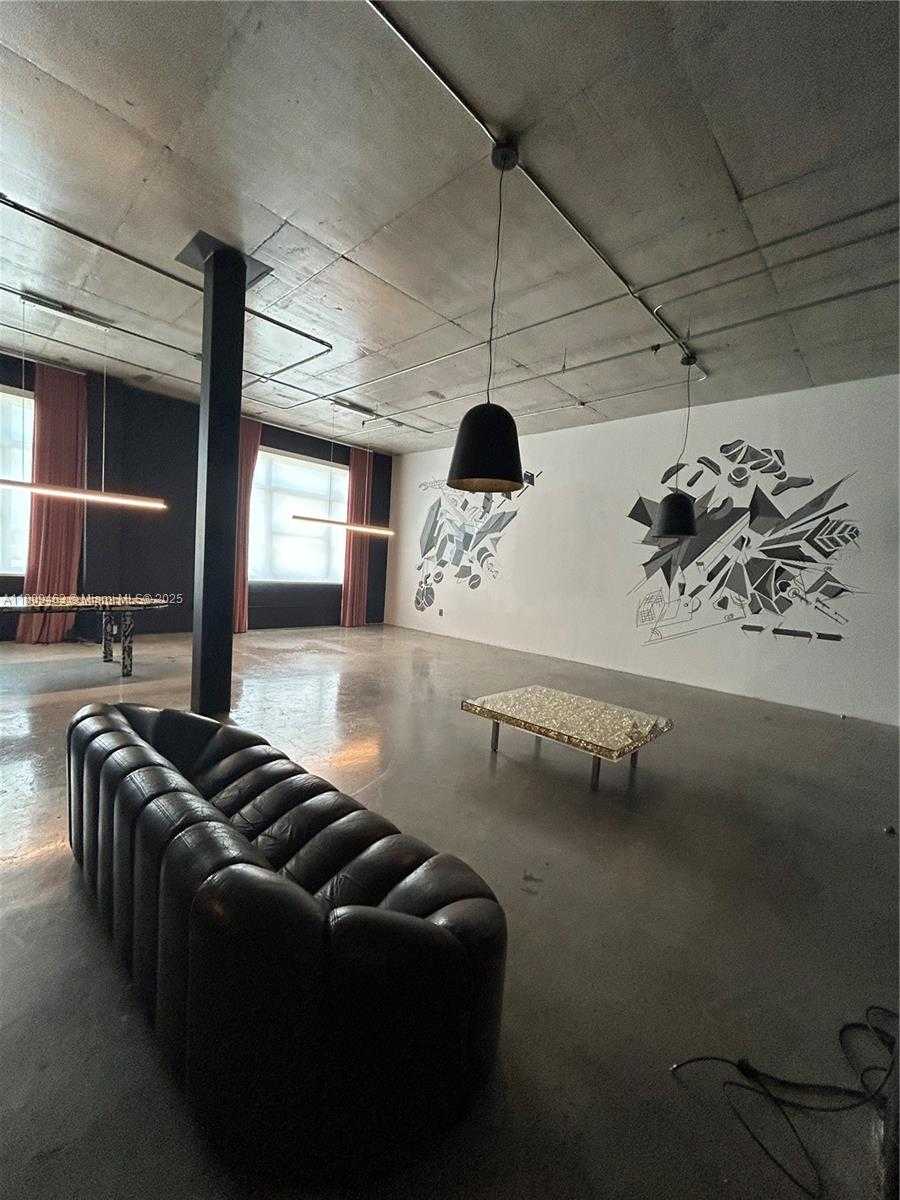 Small Image of 250 NORTH WEST 23RD ST #301, Miami Number 6