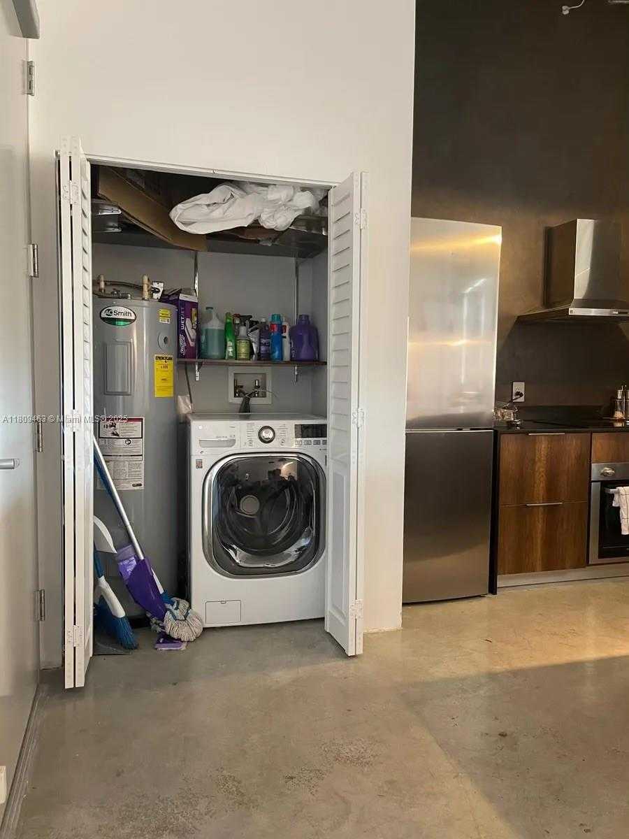 Small Image of 250 NORTH WEST 23RD ST #301, Miami Number 8